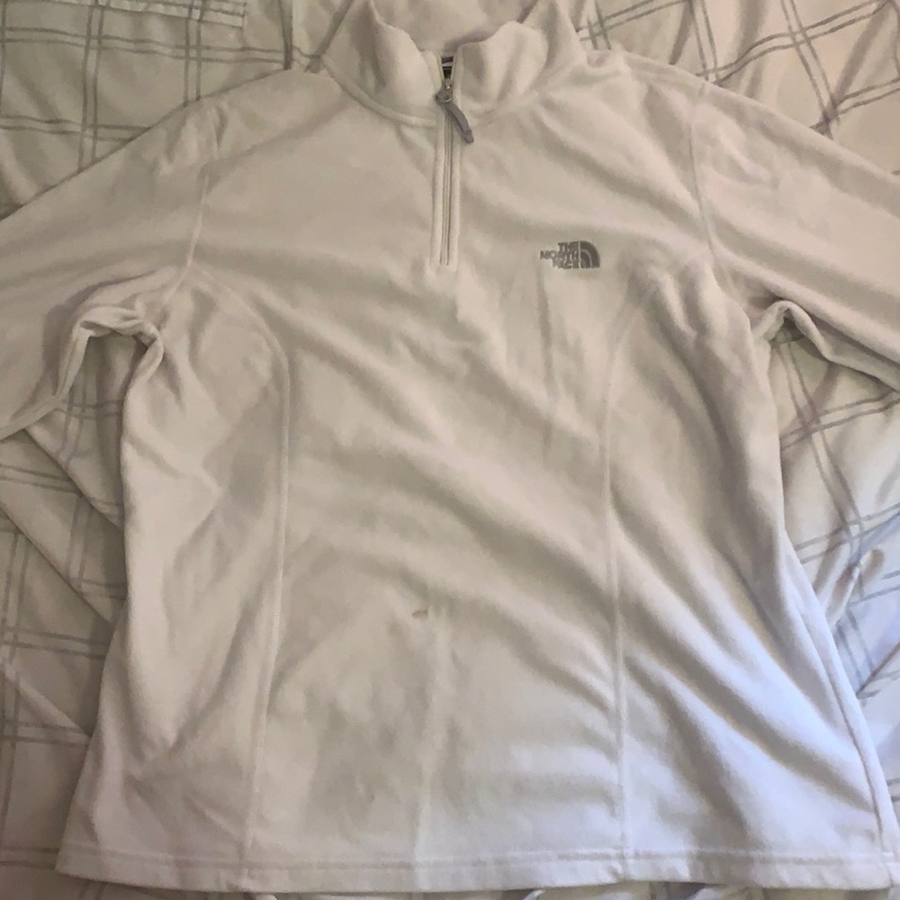 White NORTHFACE sweatshirt!!